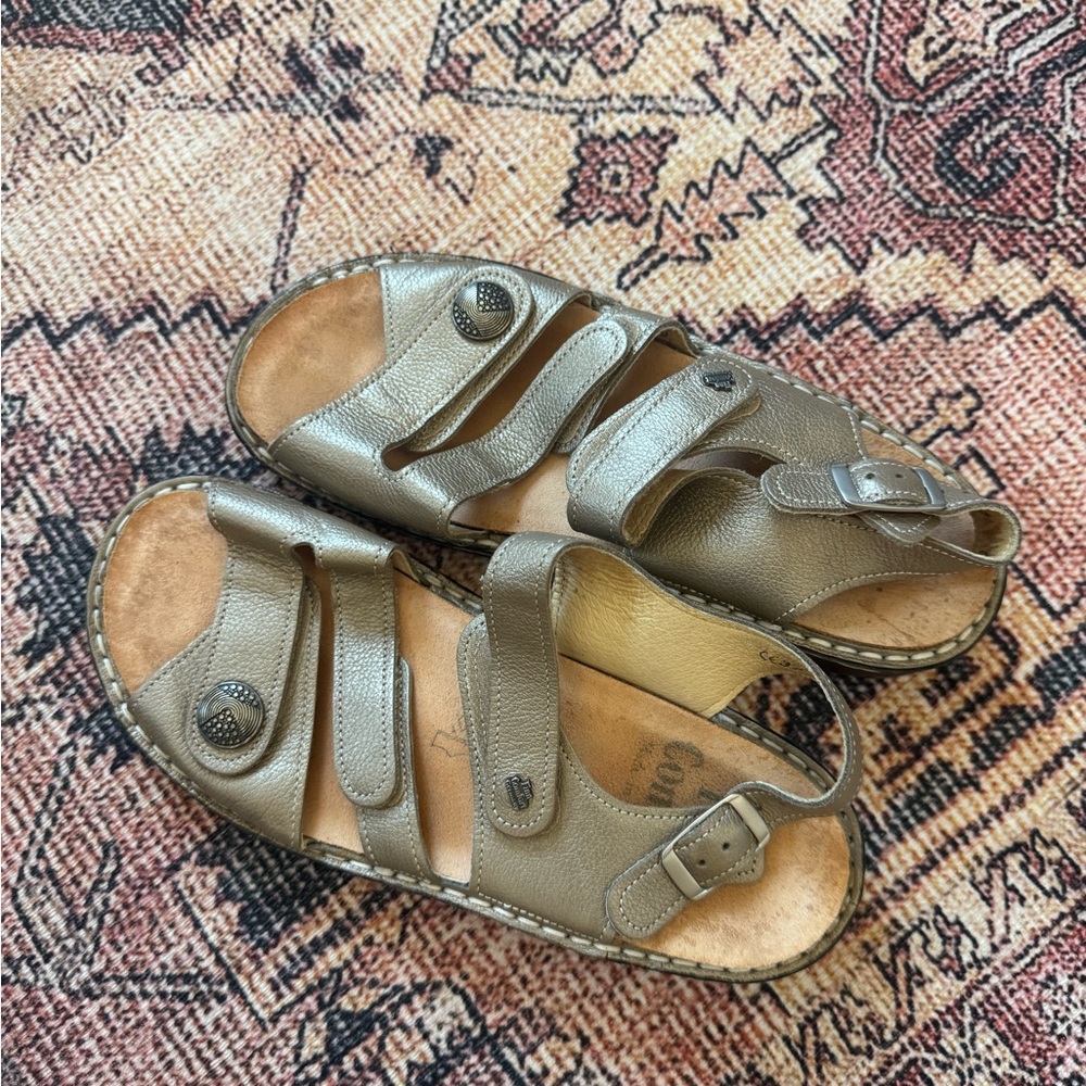 Finn Comfort leather metallic sandals